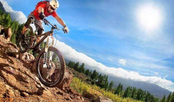 Ruta en mountain bike para despedidas en Valencia
