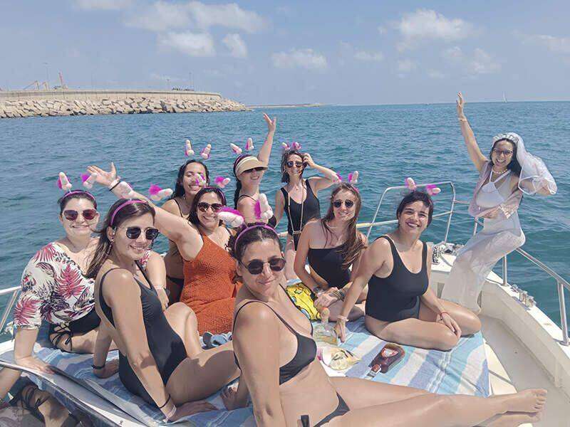 Charter de pesca con patrón en Valencia para grupos privados