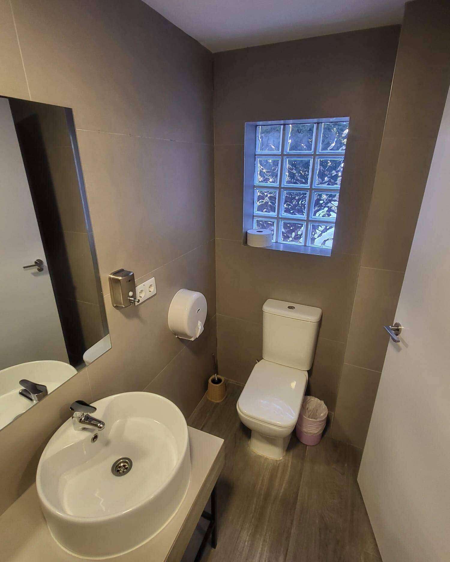Comfortable and safe group stay in Valencia